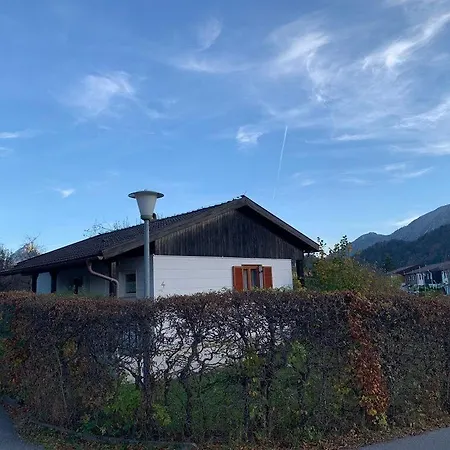 Vakantiehuis Komfortables Mit Garten Und Grosser Terrasse