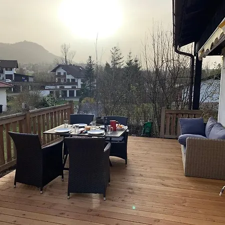 Vakantiehuis Komfortables Mit Garten Und Grosser Terrasse *