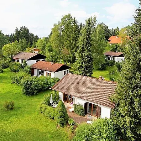 Vakantiehuis Komfortables Mit Garten Und Grosser Terrasse